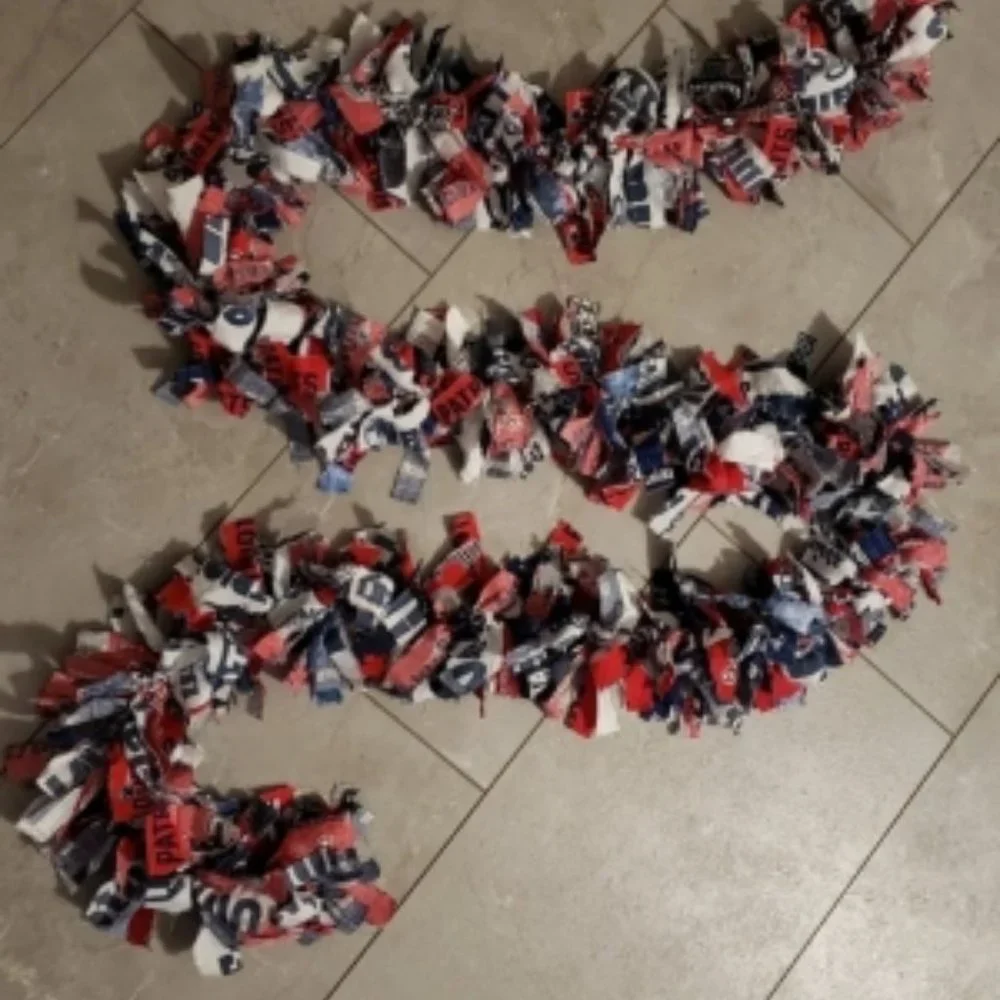NFL Christmas- Garland -Holiday 8 foot Hand Crafted Multicolored